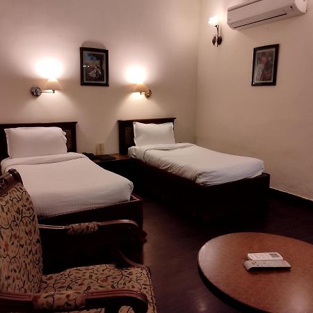 Hotel Sepal Бхатинда Экстерьер фото