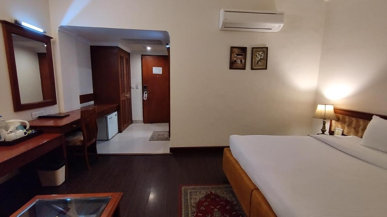 Hotel Sepal Бхатинда Экстерьер фото