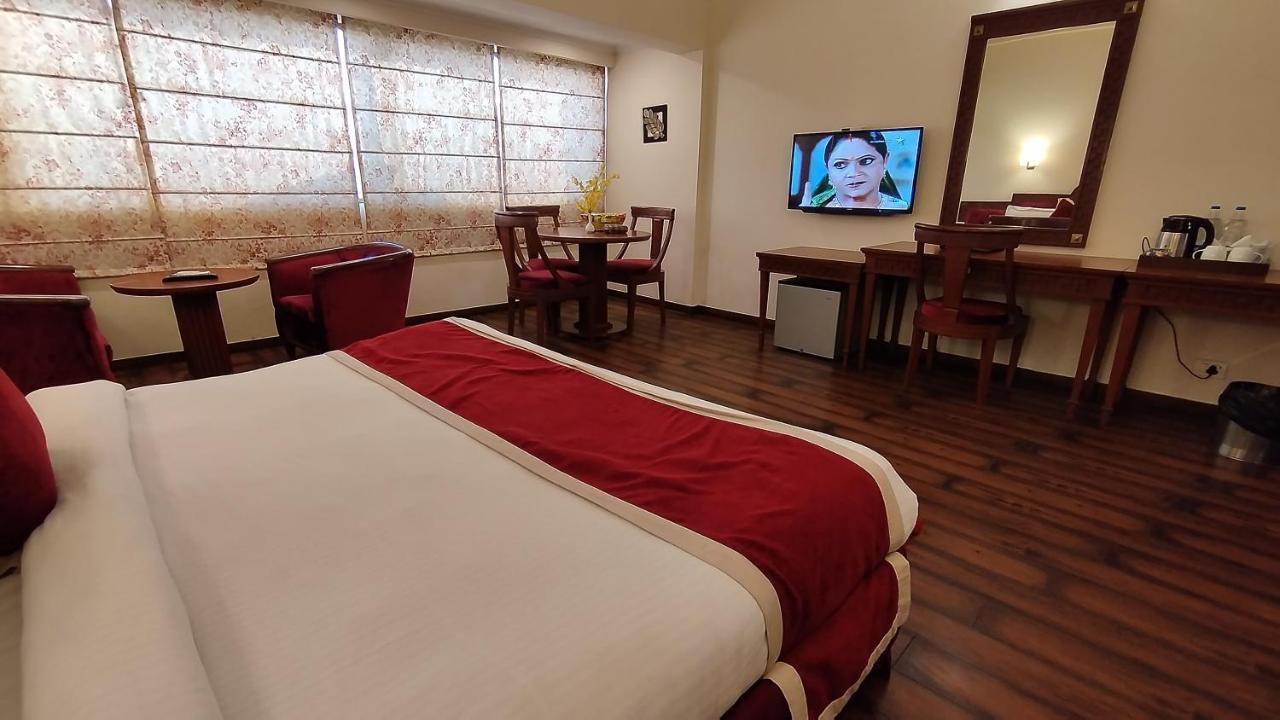 Hotel Sepal Бхатинда Экстерьер фото