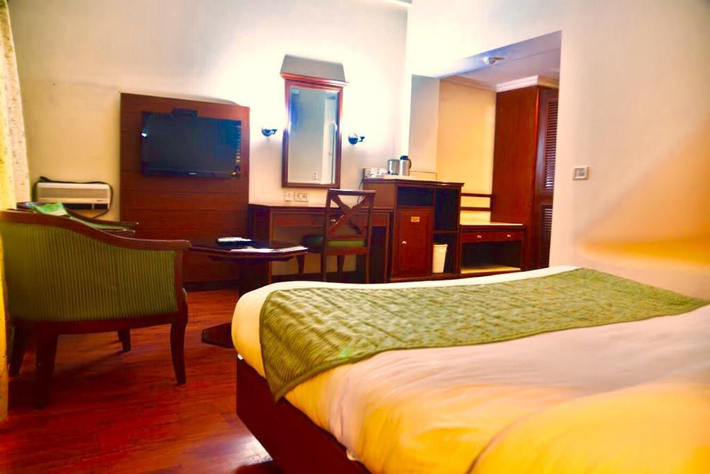 Hotel Sepal Бхатинда Экстерьер фото